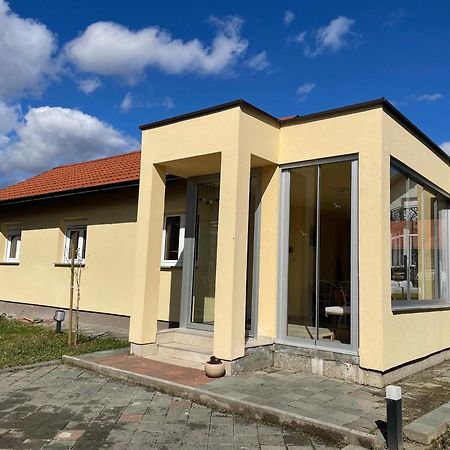 Minihaus In Zagreb Sesvete Exterior foto